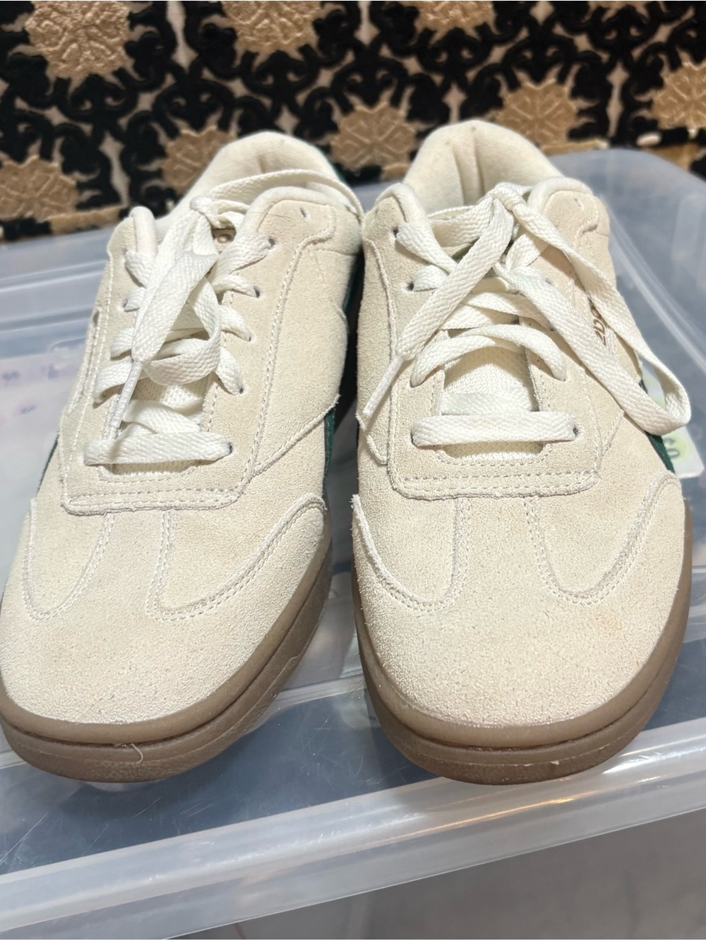 Women Reebok Cream Suede Sneakers - Comfortable Everyday Shoes